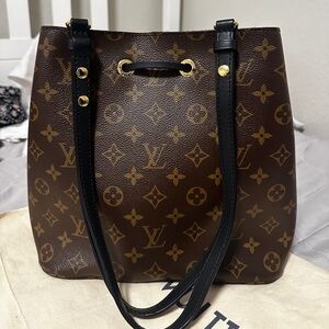 Louis Vuitton NeoNoe Monogram Bag